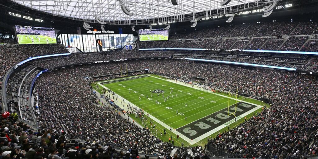 Allegiant Stadium to Host Borussia Dortmund vs Manchester United in Historic Super Bowl Venue-2024 2 121