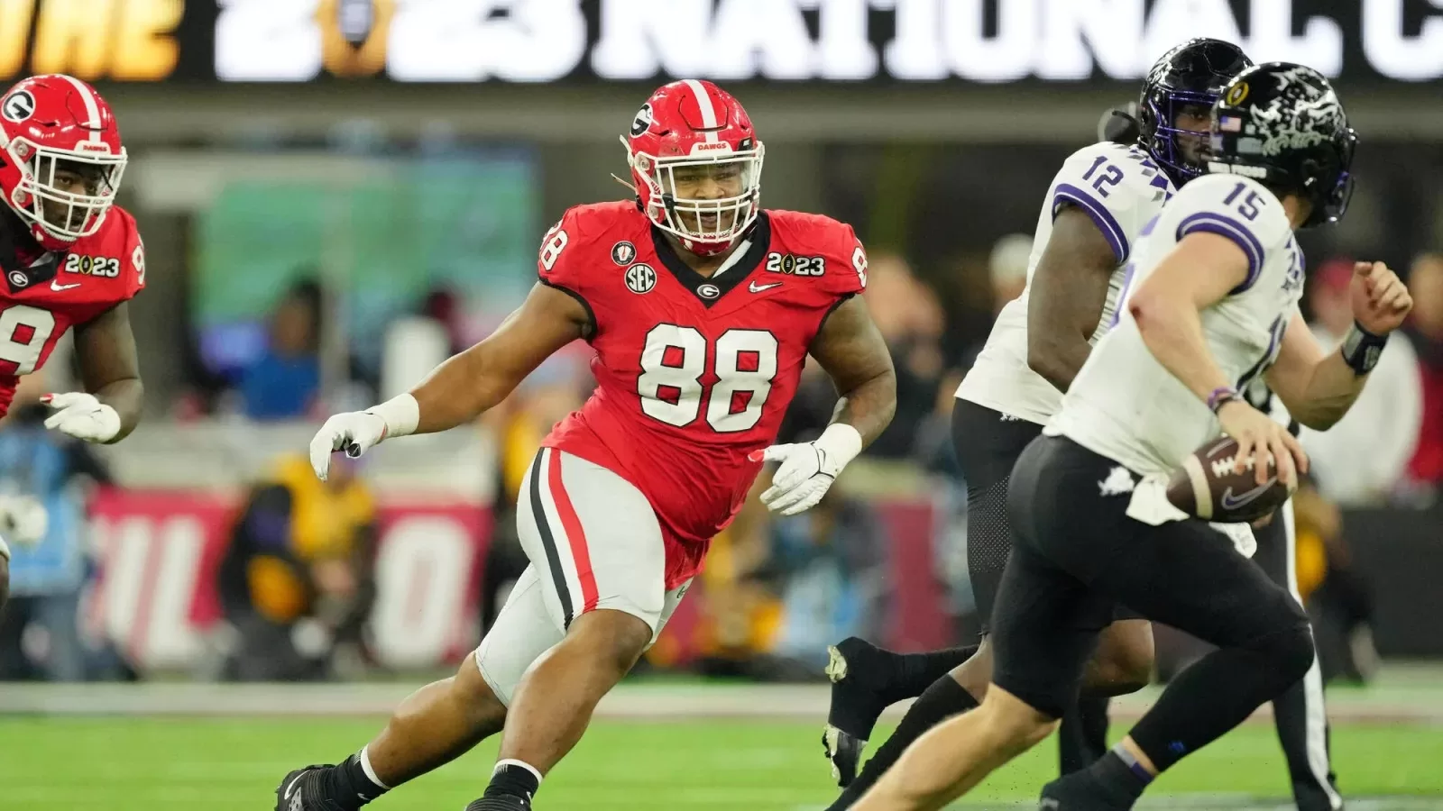 Georgia DT Jalen Carter visiting Bears; won't visit teams without top-10 draft pick 19 Georgia DT Jalen Carter visiting Bears; won't visit teams without top-10 draft pick