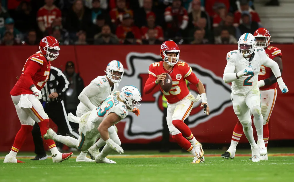 How to Watch Kansas City Chiefs vs Miami Dolphins for Free: Live Stream, NFL Wild Card Online, TV Channel, and Start Time