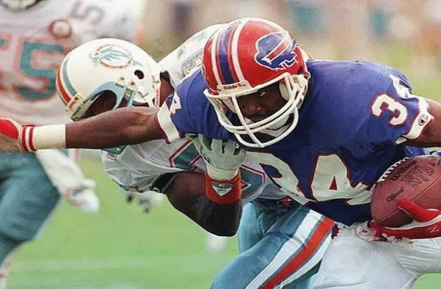 NFL World Prays for Hall of Fame Running Back Thurman Thomas