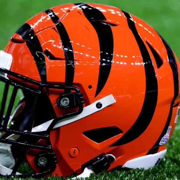 NFL world reacts to horrible Bengals news
