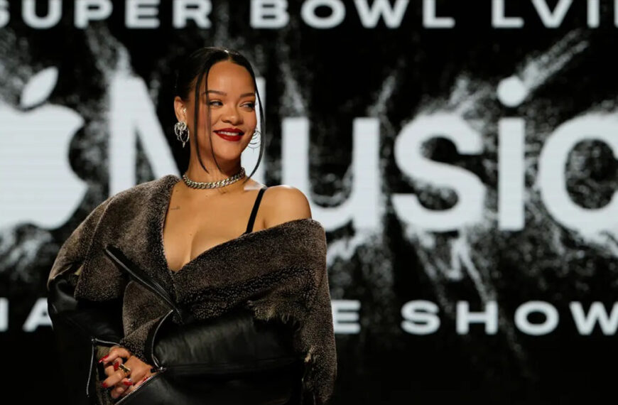 RIHANNA EXPLAINS WHY SHE DECIDED TO PERFORM AT SUPER BOWL 57 AFTER ‘SELLOUT’ COMMENTS