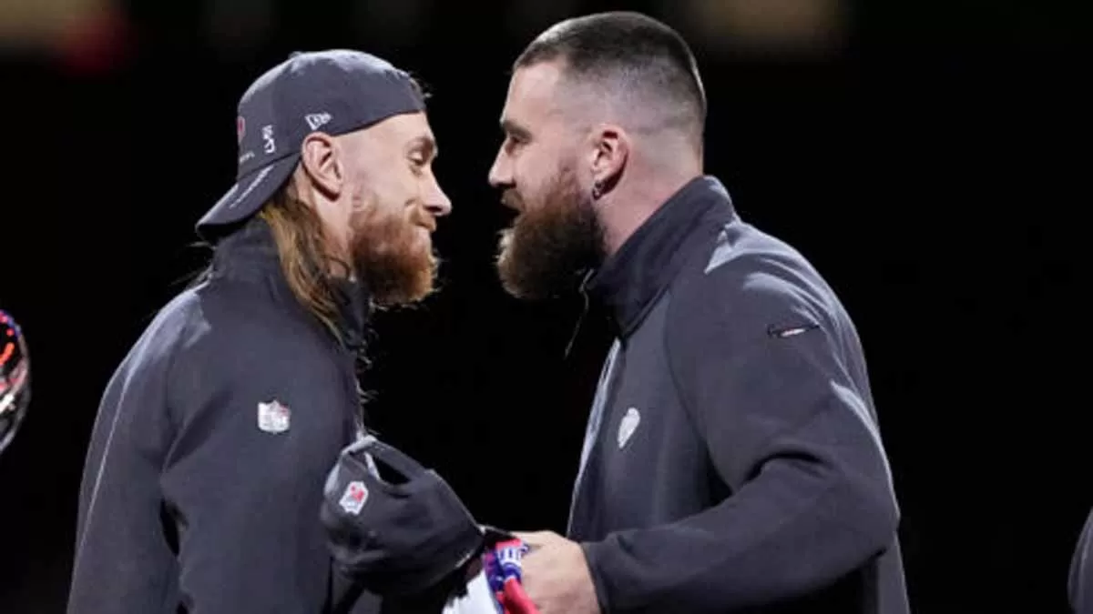 Super Bowl Week Kicks Off With Circus-like Opening Night 5 Super Bowl Week Kicks Off With Circus-like Opening Night